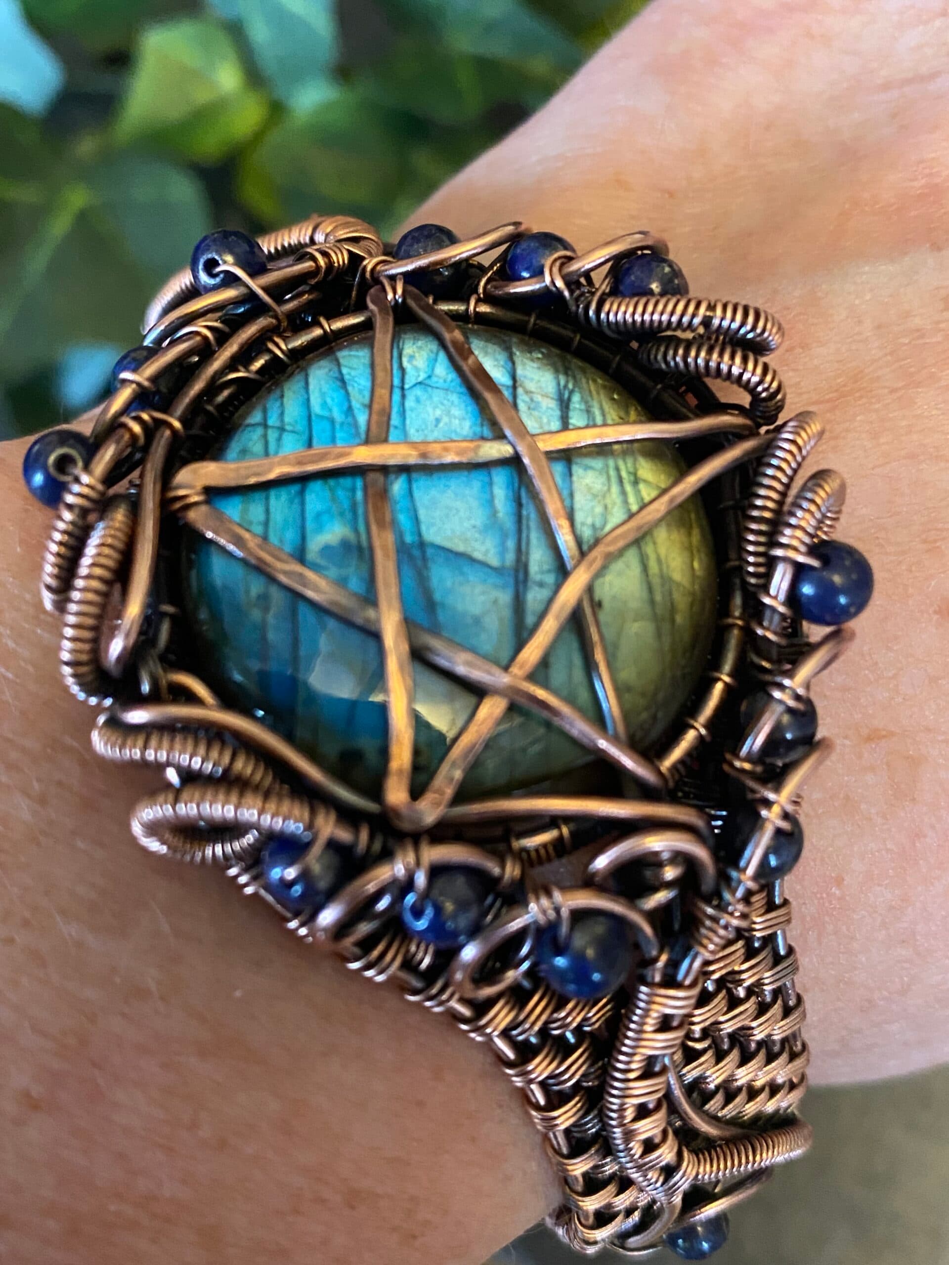 Handwoven Copper Pentagram Cuff Bracelet with Labradorite and Lapis Lazuli, view 11