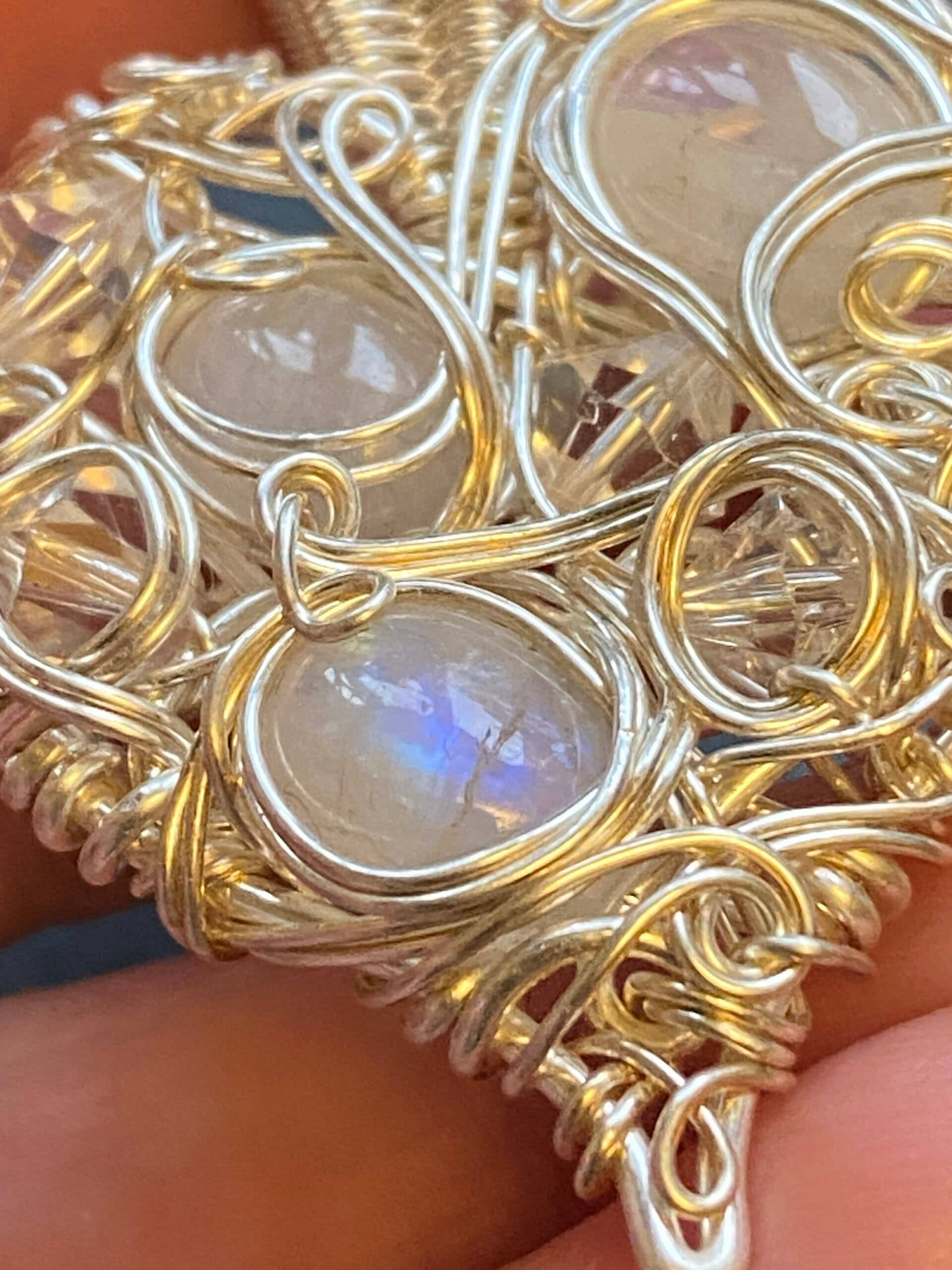 Silver filled wire heart pendant with rainbow moonstone Handmade chaos weave heart pendant with moonstone stones Silver wire heart pendant with Swarovski bicone beads