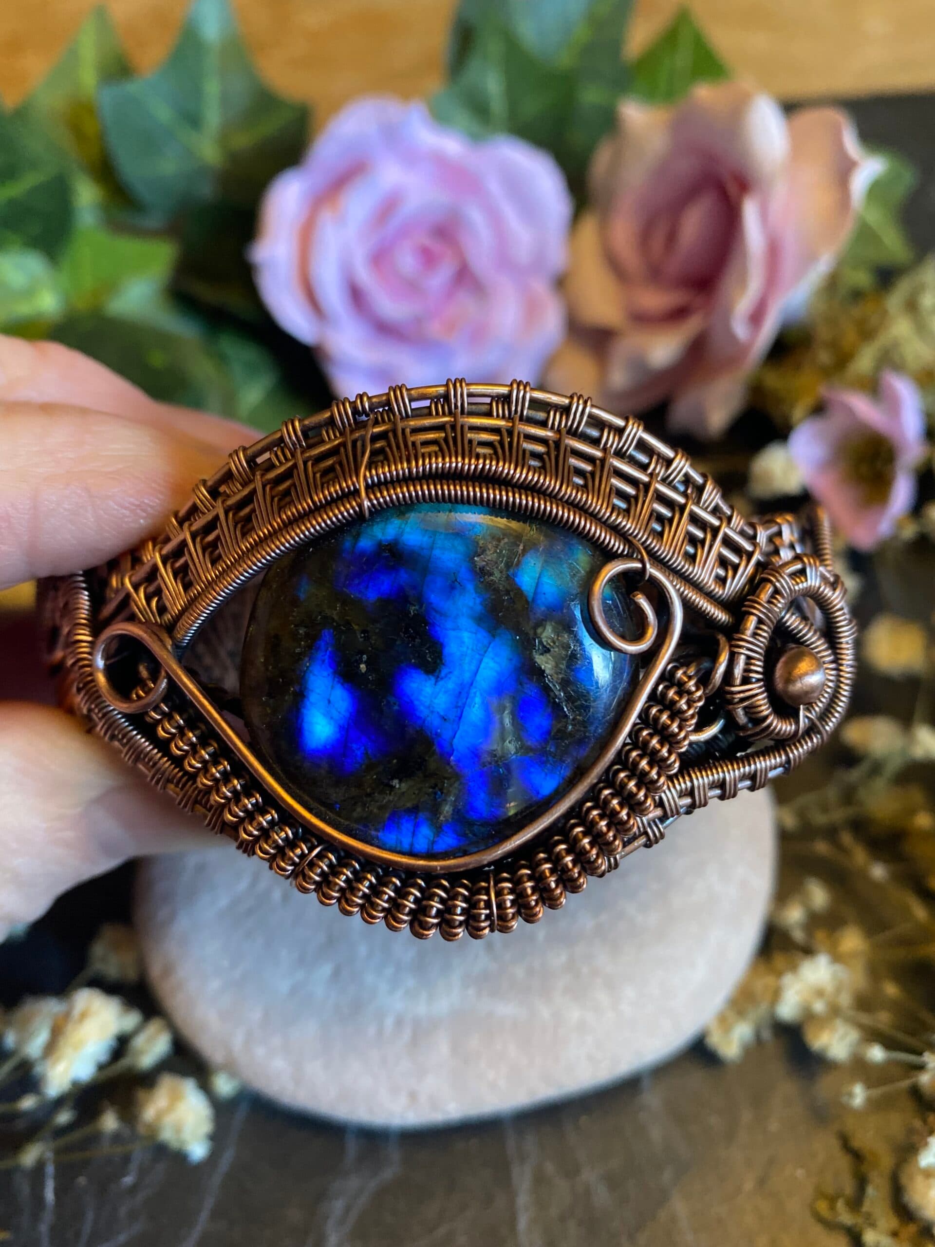 Labradorite Eye Cuff Bracelet | Antiqued Copper Wire Jewellery, view 9