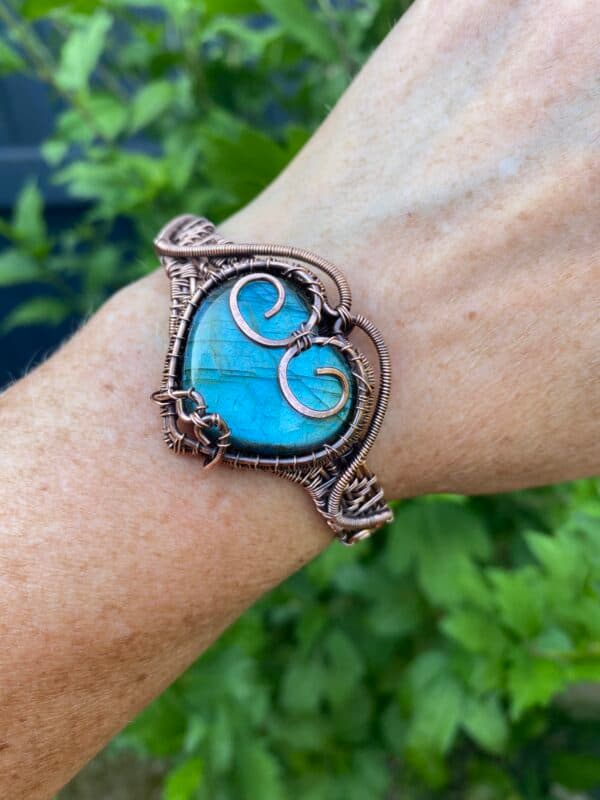 Heart shaped blue flash Labradorite copper cuff bracelet with seven strand handwoven copper band