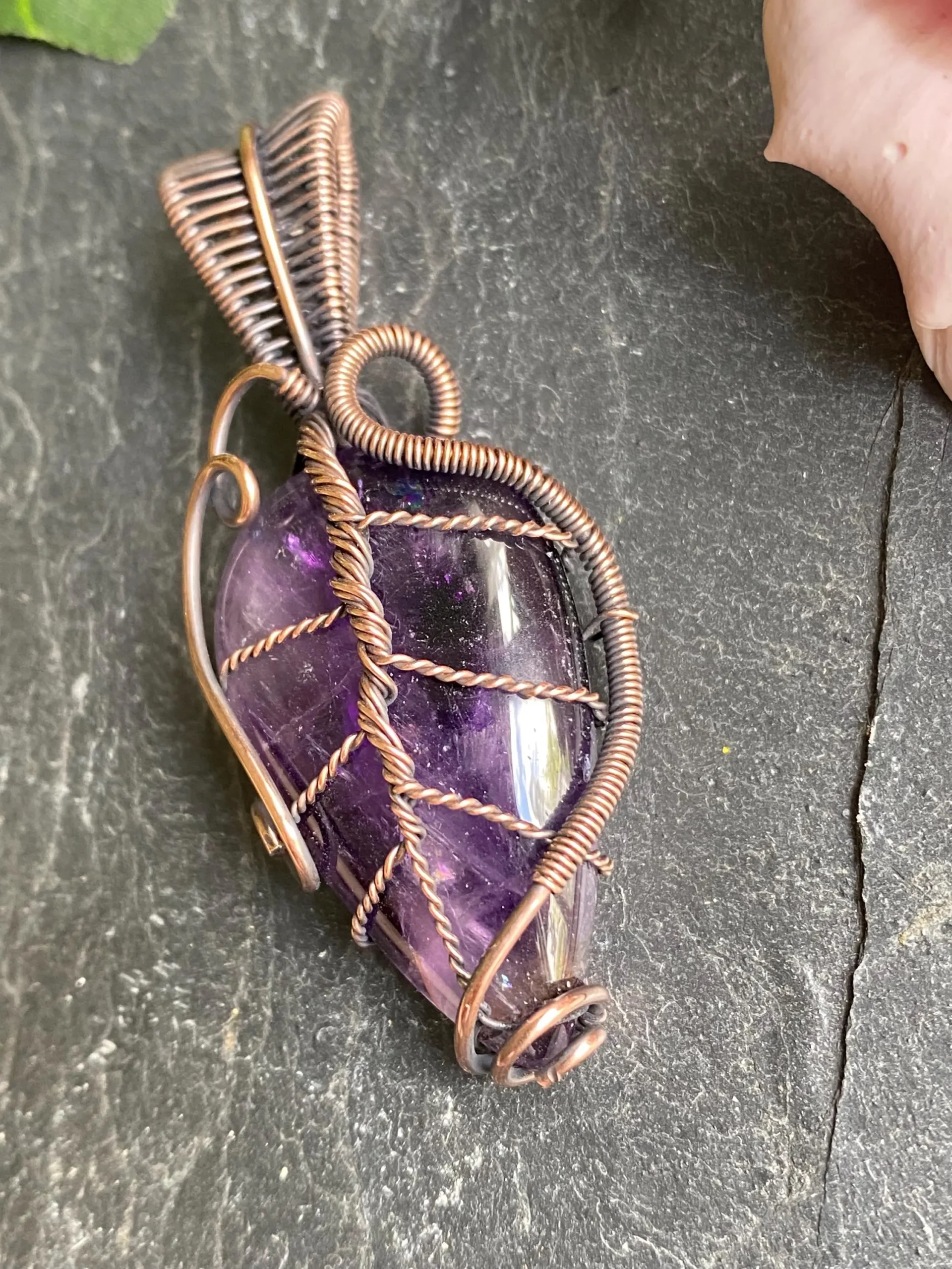 Amethyst leaf pendant
