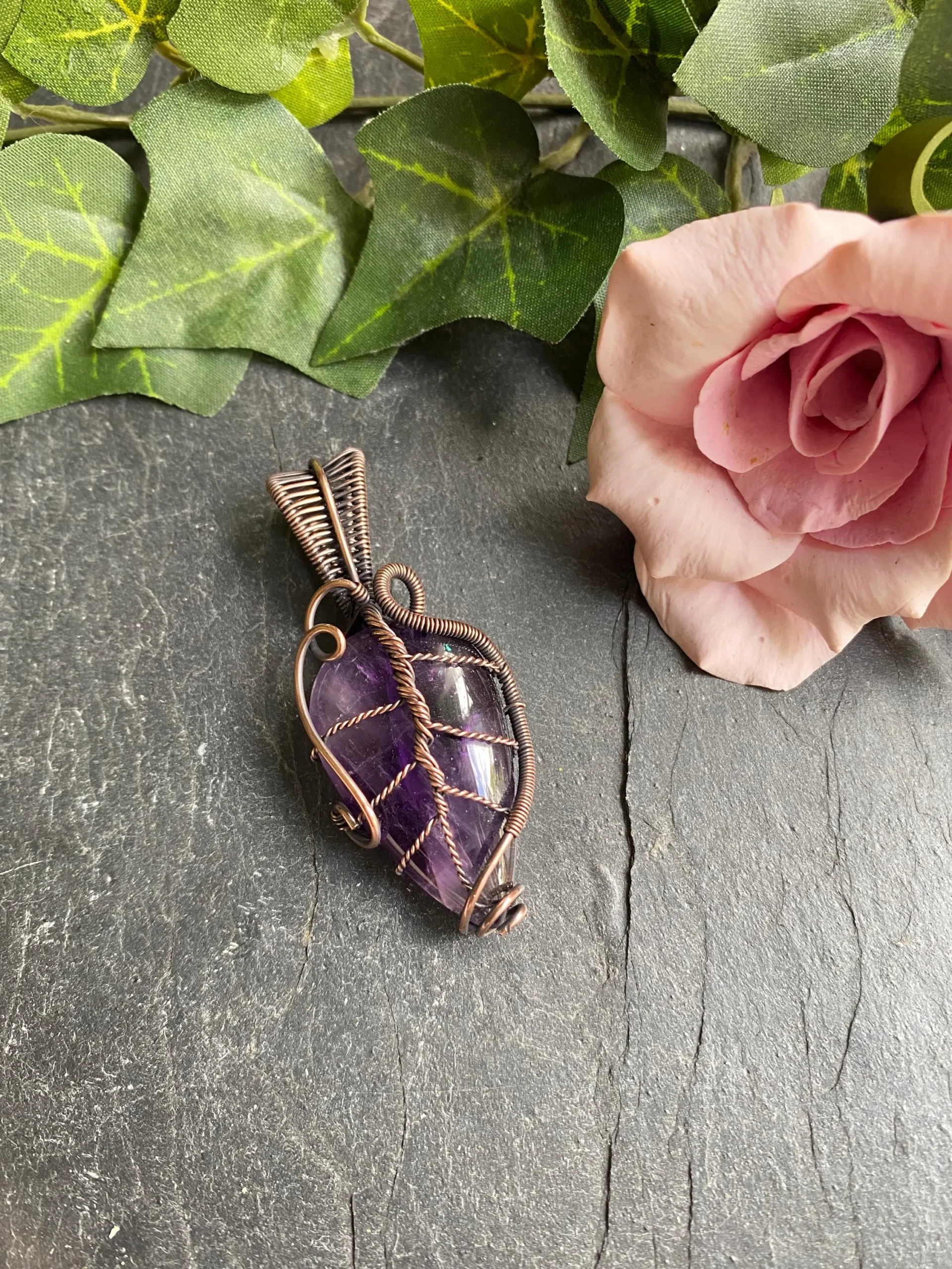Amethyst leaf pendant - Image 3